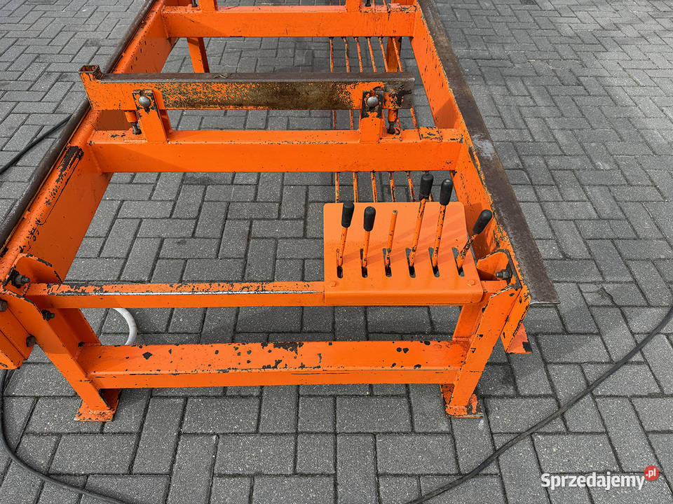 Trak pilarka taśmowa pozioma WIREX typ CZ1 do Sierakowska Huta