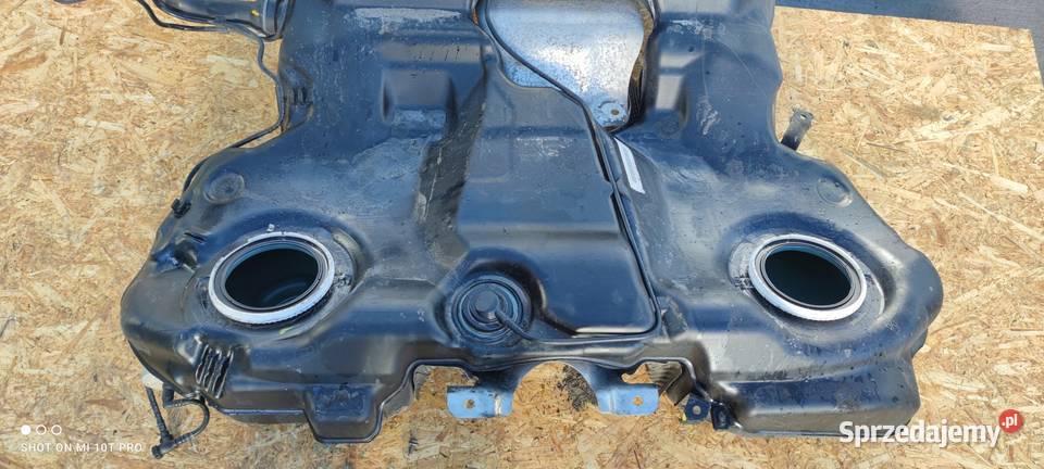 BAK ZBIORNIK PALIWA AUDI A6 C6 30 52 4F0201021FA osobowe sprzedam