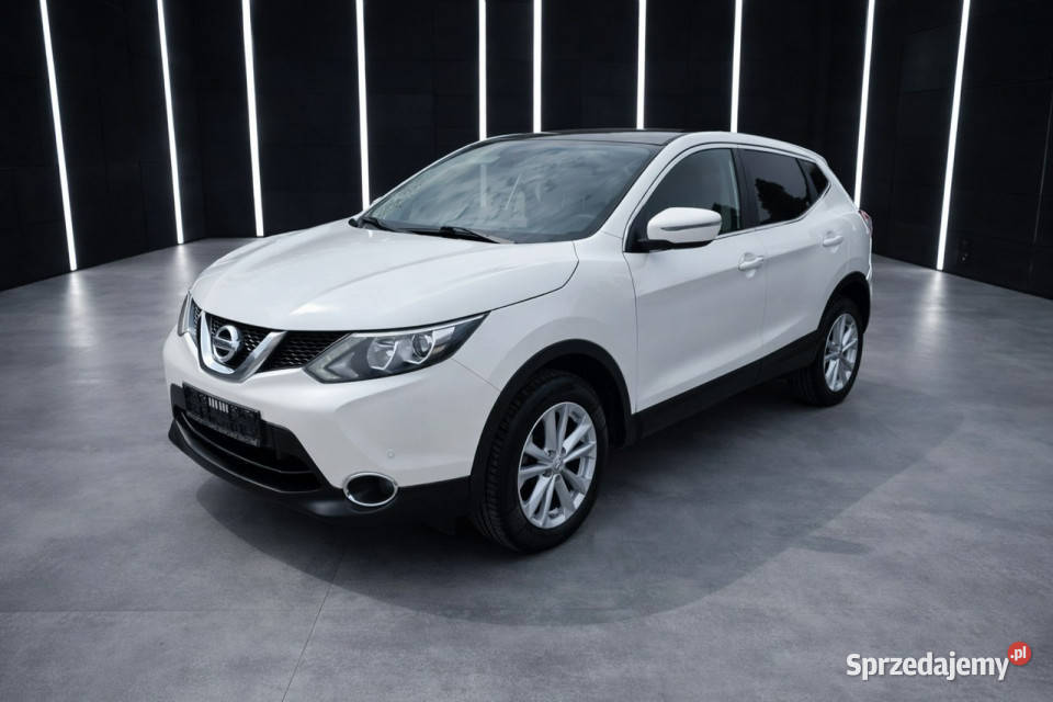 Nissan Qashqai kamera cofanianawigacjapanorama małopolskie Żabno