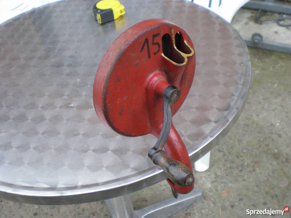 Zabytkowaobrotowa sieczkarka do Barlinek