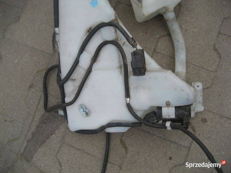 volvo v50 0412r zbiornik spryskiwaczy pompka Karoseria Rakoniewice