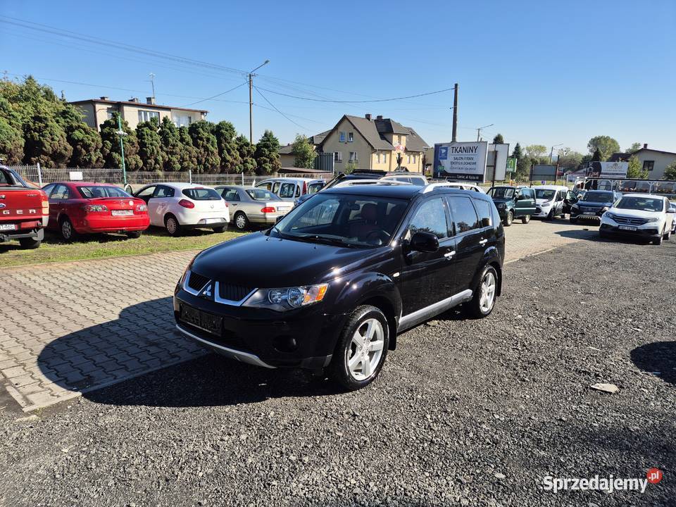 Mitsubishi Outlander 4x4 22d 156 183 7 osób 6 nieuszkodzony Bujaków sprzedam