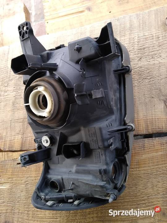 Lampa Nissan xterra 33 przednia lewa lewe