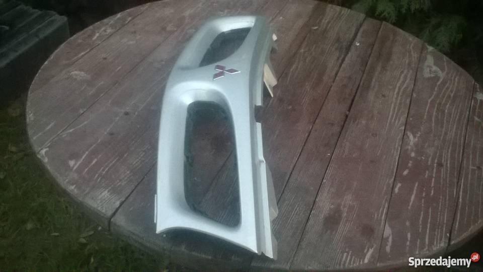 Atrapa przednia Mitsubishi Carisma 9699