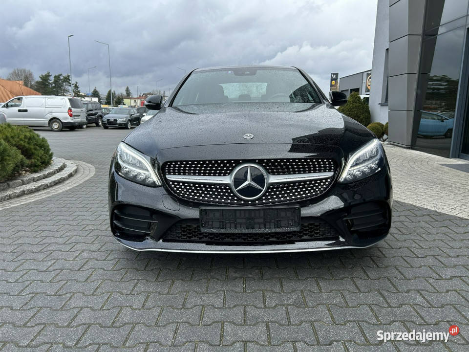 Mercedes C 180 Lift pakiet AMG alcantara vitrual ESP