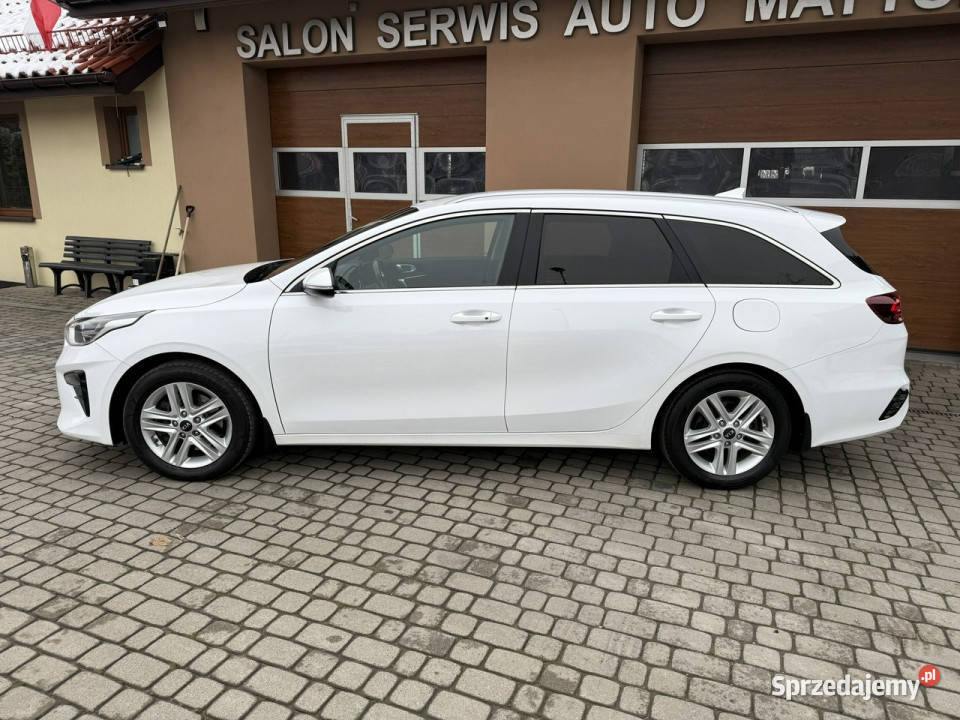 Kia Ceed 14 TGDI 140 Automat CarPlay Kamera III klimatyzacja Orzech