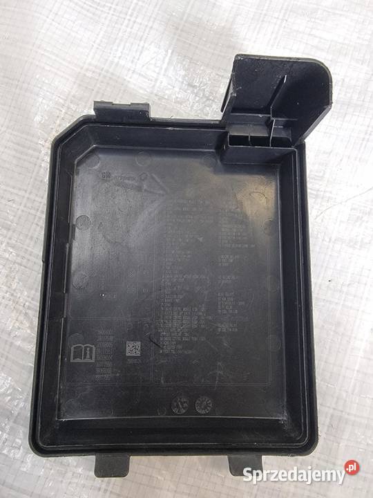 OPEL CORSA E 14 SKRZYNKA PUSZKA BEZPIECZNIKOW Skrzynki bezpieczników