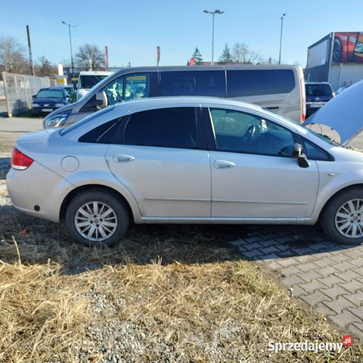 USZKODZONY Fiat Linea Gaz Motoryzacja Warszawa