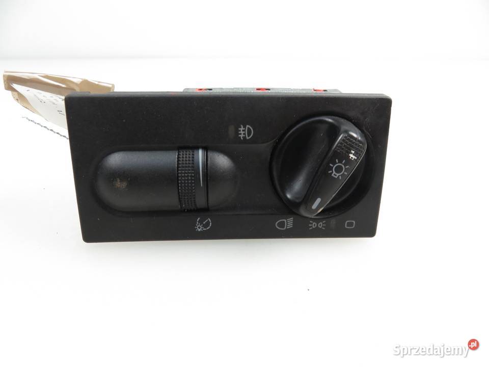 WŁĄCZNIK ŚWIATEŁ VW GOLF III 1H6941531A