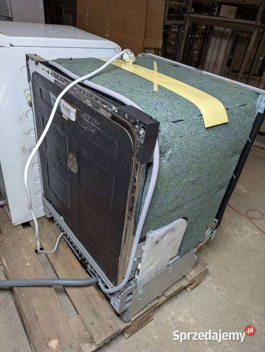 Comfee CDWPB1215PW zmywarka wolnostojąca z 12