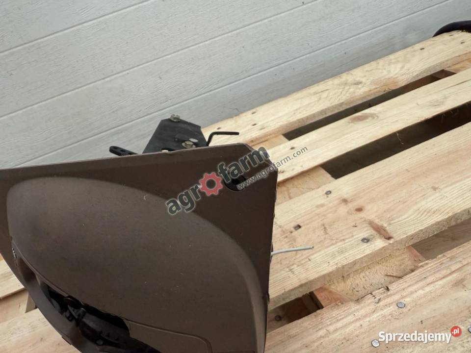 Zespół dźwigni skrzyni biegów John Deere 6155M Byków sprzedam