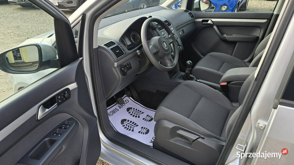 Volkswagen Touran Serwisowany 16 TDI II 20102015 193000km Touran Zieleniewo