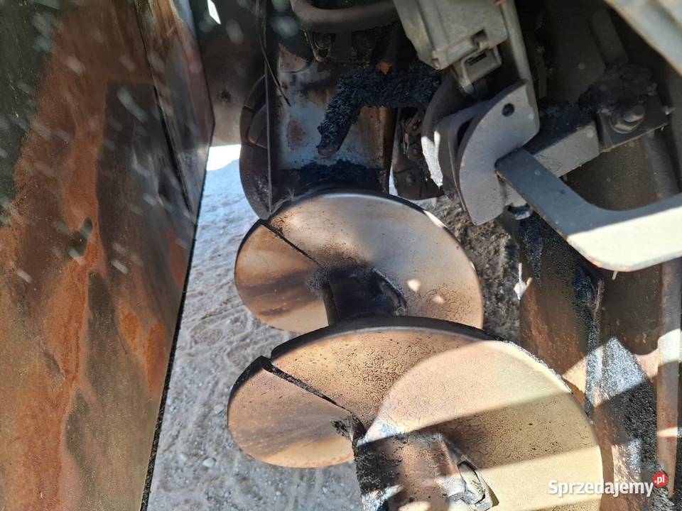 Rozściełacz asfaltu ABG TITAN 111 1991 Skarżysko-Kamienna