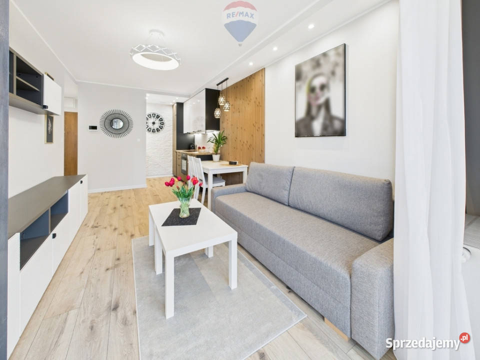 2 pokoje z otwartą przestrzenią i balkonem Ożarów Mazowiecki
