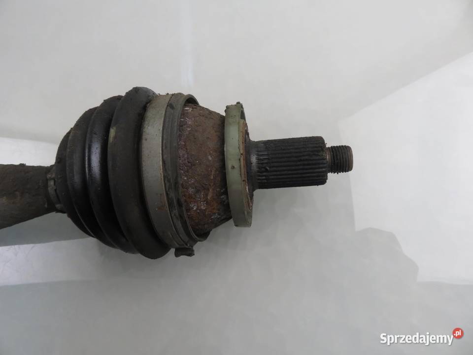 PÓŁOŚ PRAWA PRZEDNIA VW POLO IV 9N 14 FSI