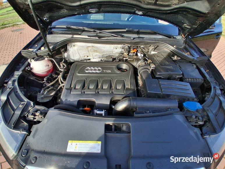 AUDI Q3 20 TDI 140 Klimatronic Navi komputer pokładowy Słupca