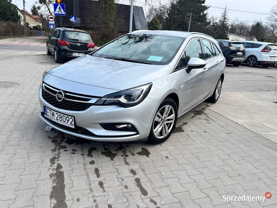 Opel Astra K 14 150 mały przebieg automat bogata ABS Łódź sprzedam