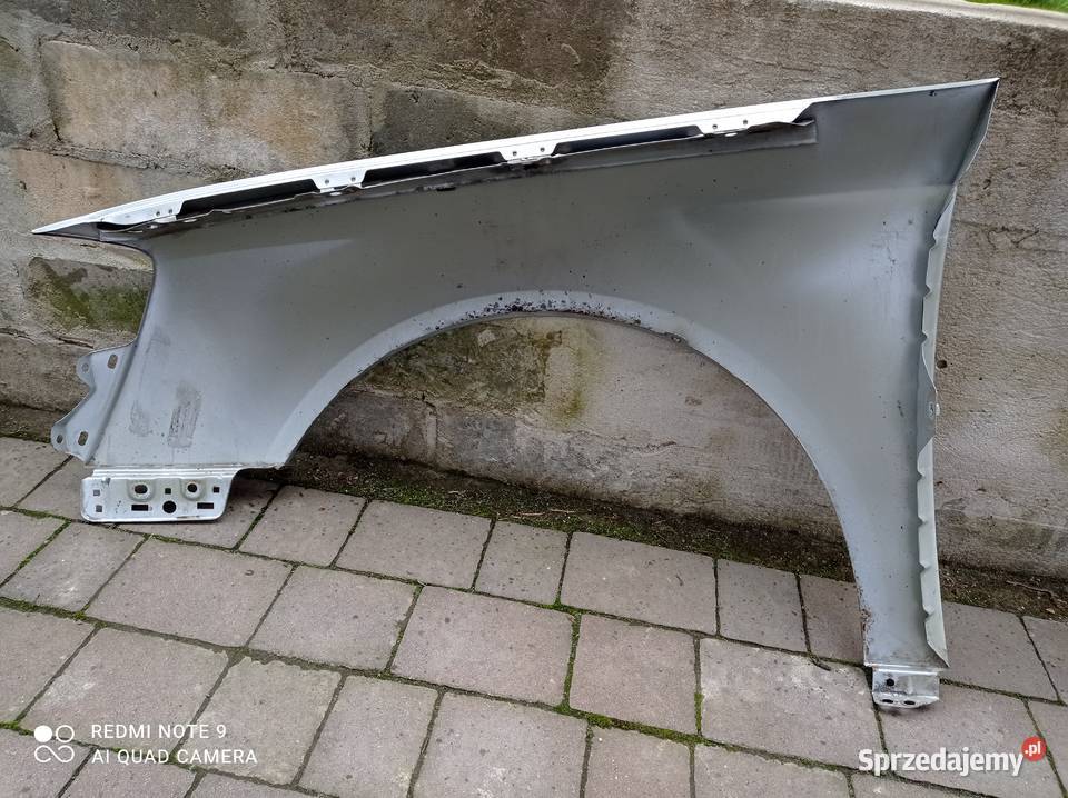 Błotnik prawy VW passat b6 la7w lubelskie Goraj