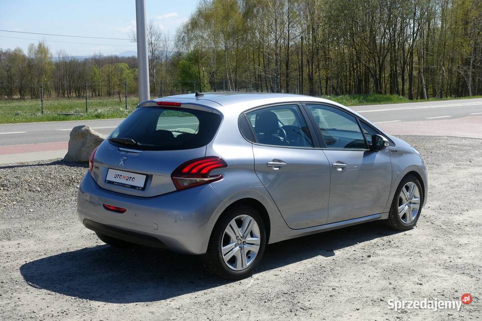 Peugeot 208 12 83 LIFT Niski przebieg Bez 208 Buczkowice