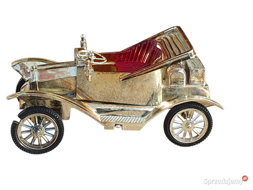 Stary model samochodu oldtimer SMR Praha Cieszyn