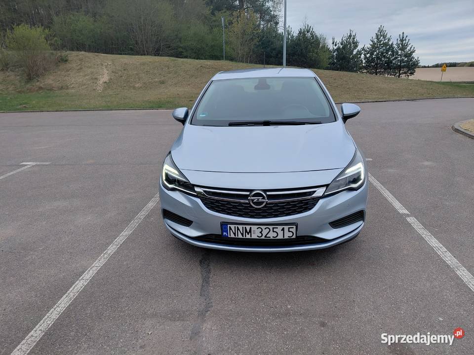 Astra K 16 CDTI z małym przebiegiem hatchback lakier metallic Nowe Miasto Lubawskie