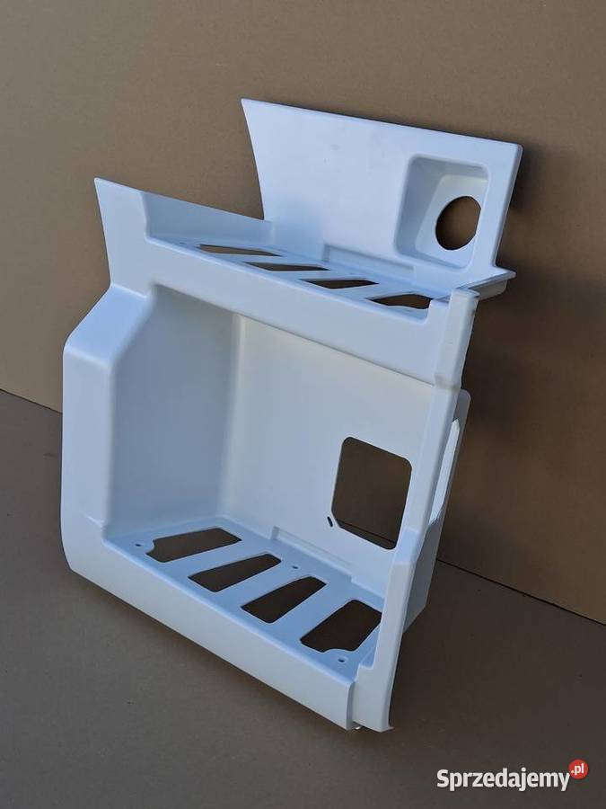 MAN TGX TG3 STOPIEŃ PRAWY DOLNY OBUDOWA STOPNIA Bieleń