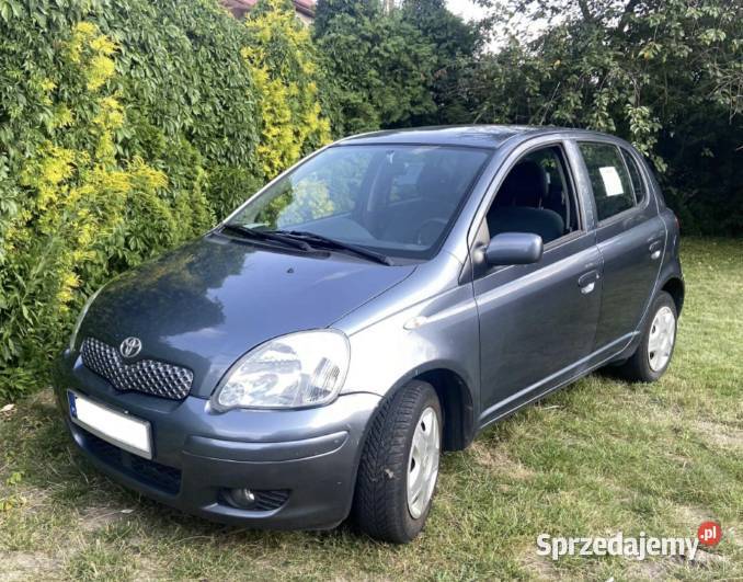 Toyota yaris bez korozji z małym przebiegiem Yaris Włocławek
