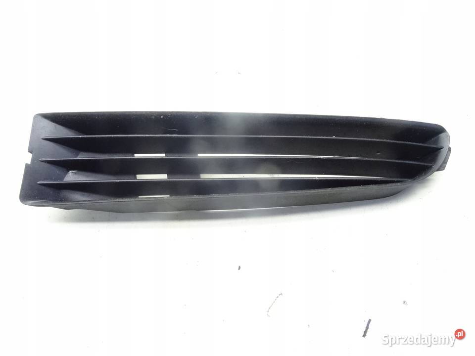 4D0853683 AUDI A8 S8 D2 9402 KRATKA ZDERZAKA Przemęt