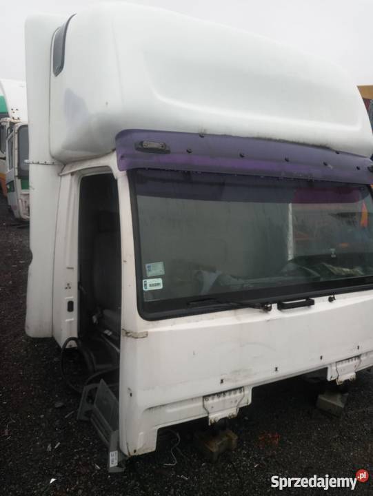 KABINA Z KURNIKIEM MAN L2000 LE