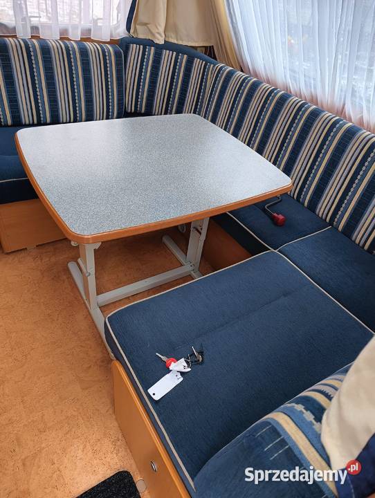 Przyczepa kempingowa Dethleffs Camper 450 Namiot