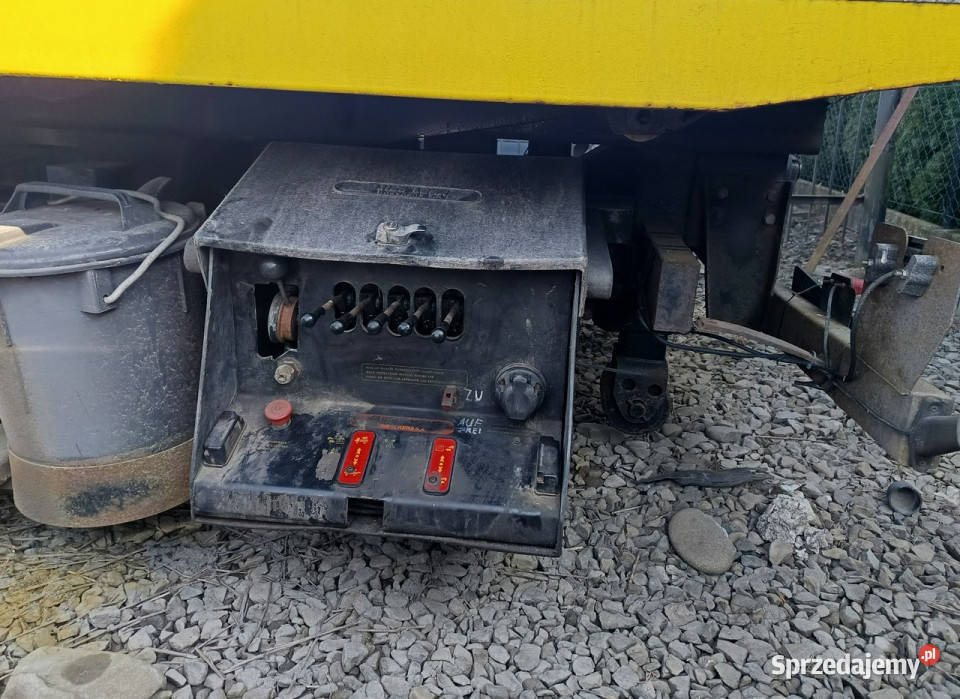 Mercedes 1317 Pomoc Drogowa Laweta HDS motyl Nowy Sącz
