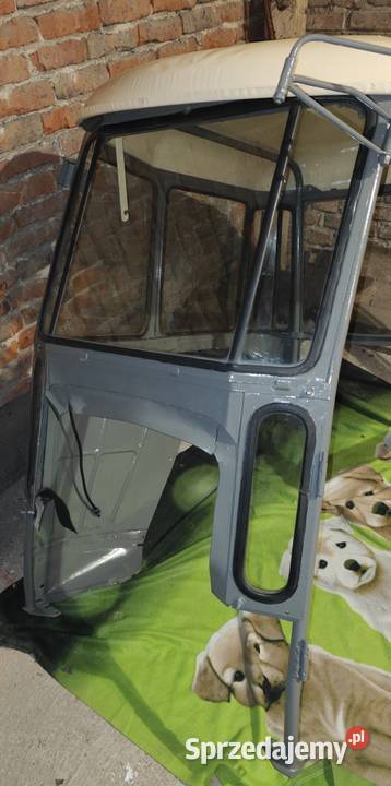 Kabina Ursus C330 Orły