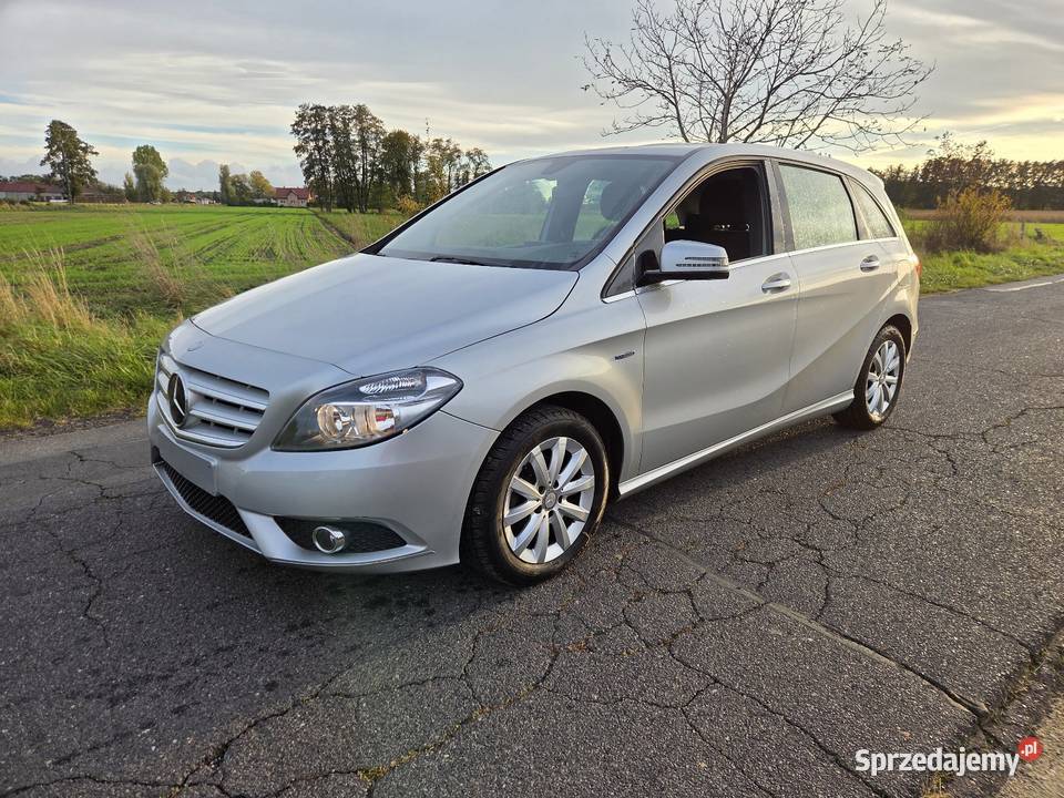 MercedesBenz B 180 podgrzewane fotele Turek