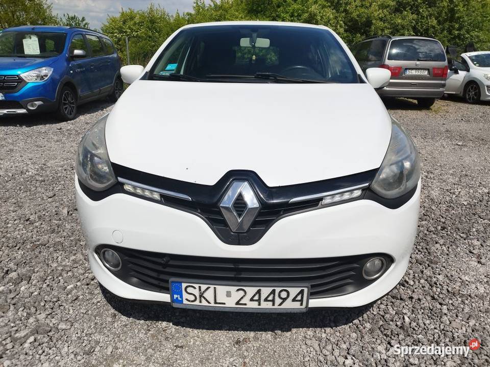 Renault Clio IV 15 DCI klima navi kamera stan Częstochowa