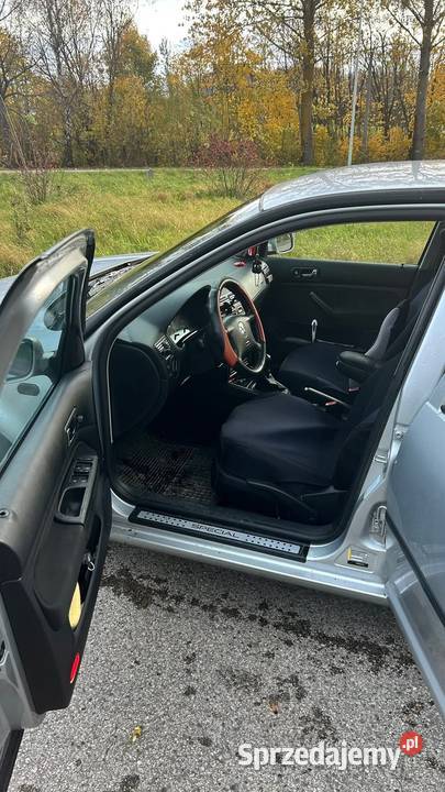 Sprzedam auto VW Golf 4 2002 Mrągowo sprzedam