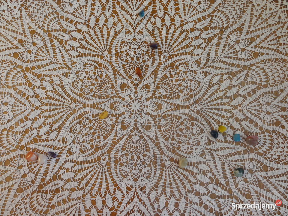 Obrus ręcznie robiony na szydełku szydełkowy 165 Lublin