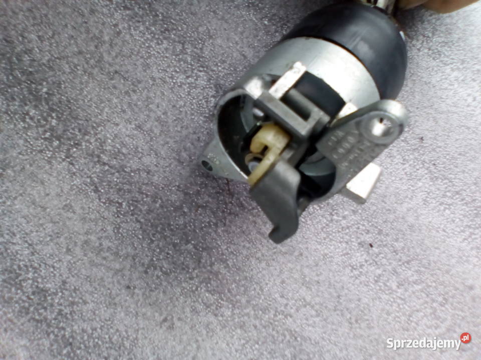 Audi 80 B393 zamekkluczyk tylnej klapy osobowe Bukownica