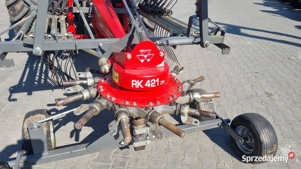 Przewracarka i Zgrabiarka Massey Ferguson Laskowiec sprzedam