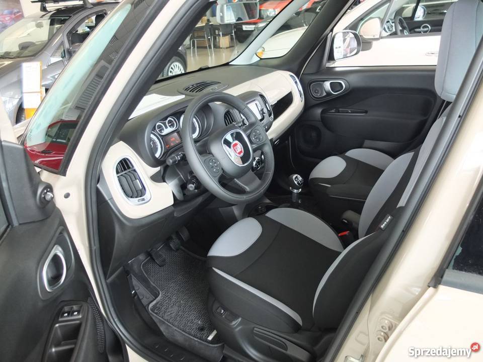 Sprzedam Fiat 500L bezowy wspomaganie kierownicy Warszawa