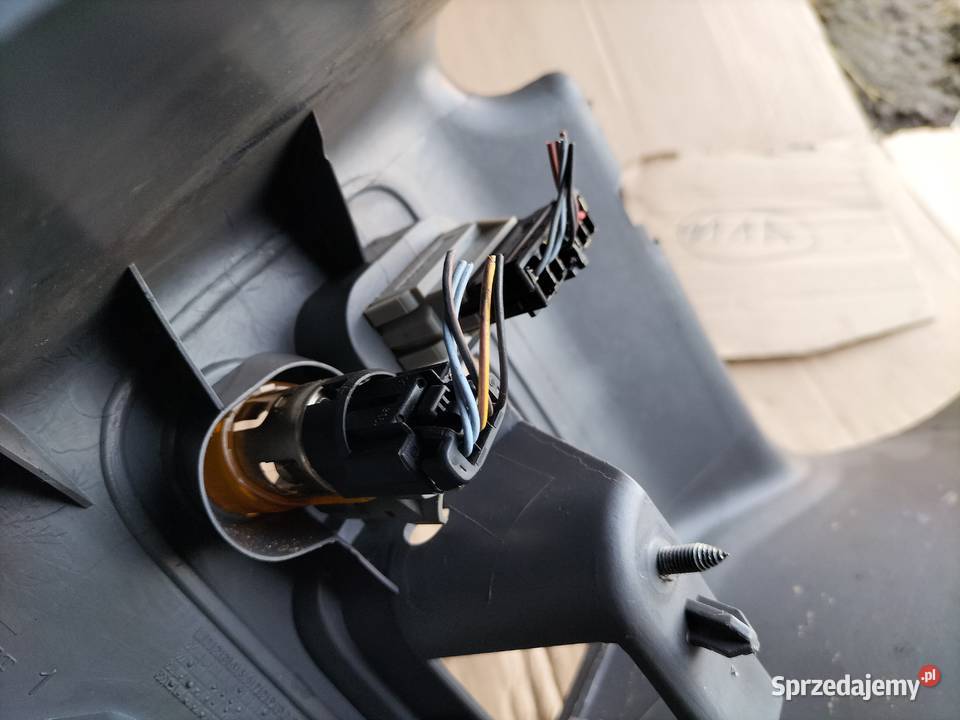 RENAULT CLIO 2 TUNEL WŁĄCZNIK ŚWIATEŁ AWARYJNYCH lubelskie Kamień-Kolonia