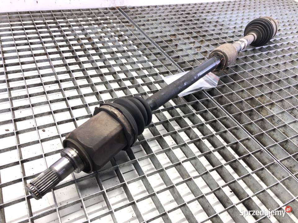 PÓŁOŚ PRAWY PRZÓD KIA CEED 16 126 0612 PRZEGUB