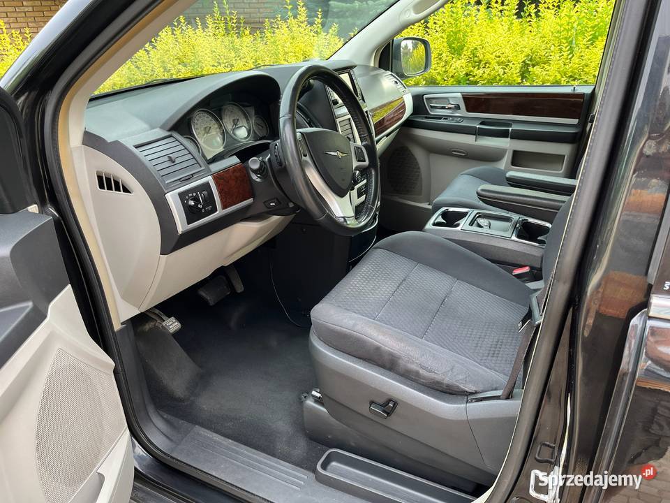 Chrysler Grand Voyager Touring 38 V6 LPG 7os