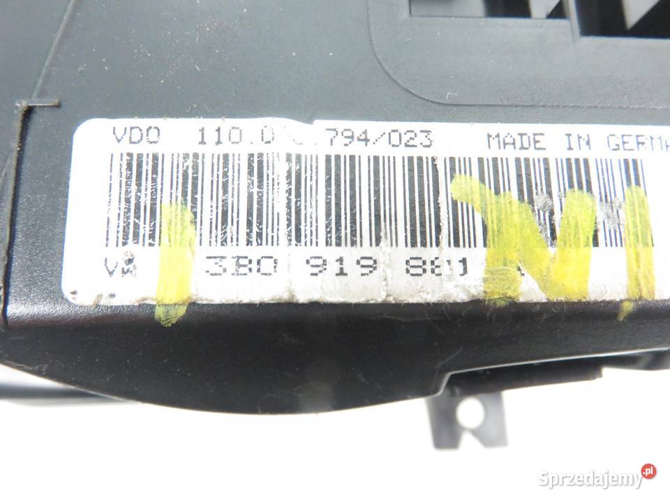 LICZNIK VW PASSAT B5 19 TDI 3B0919881N