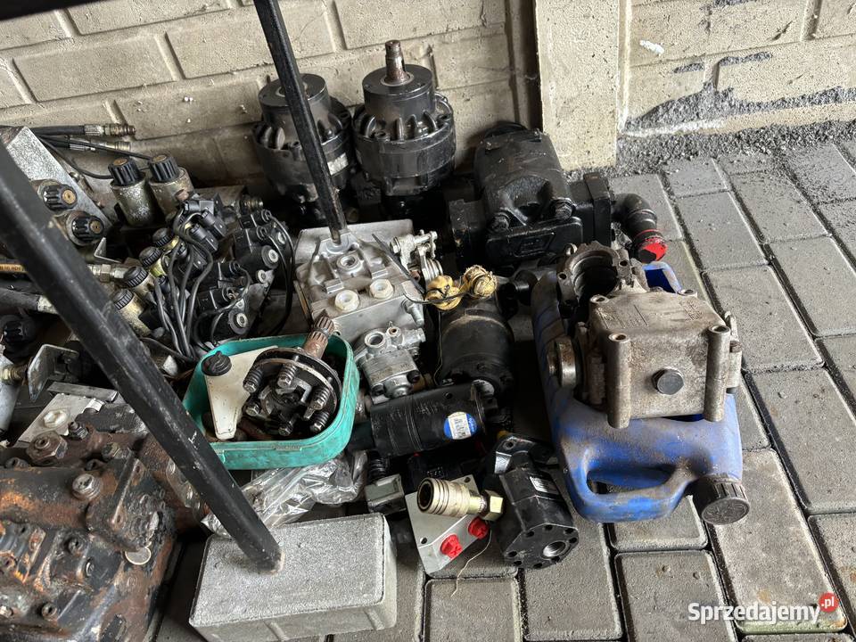 Silnik hydrauliczny blok zaworowy rozdzielacz Kłobuck