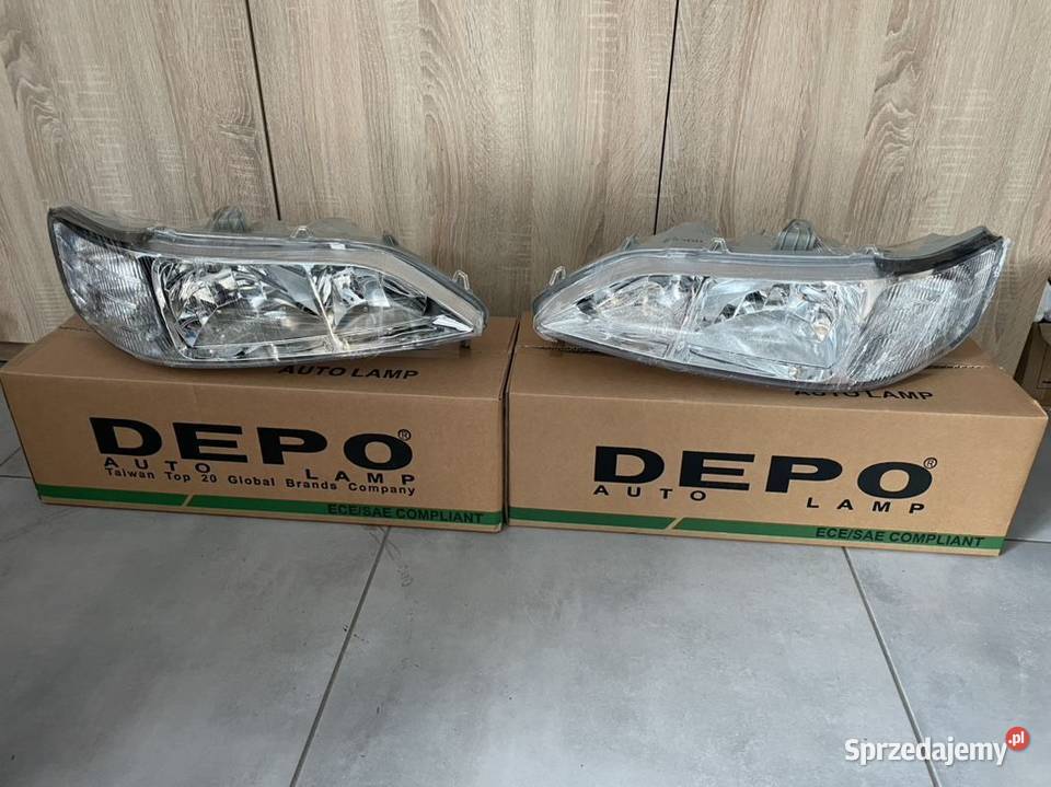 Honda Accord VI reflektor przód nowy Motycz