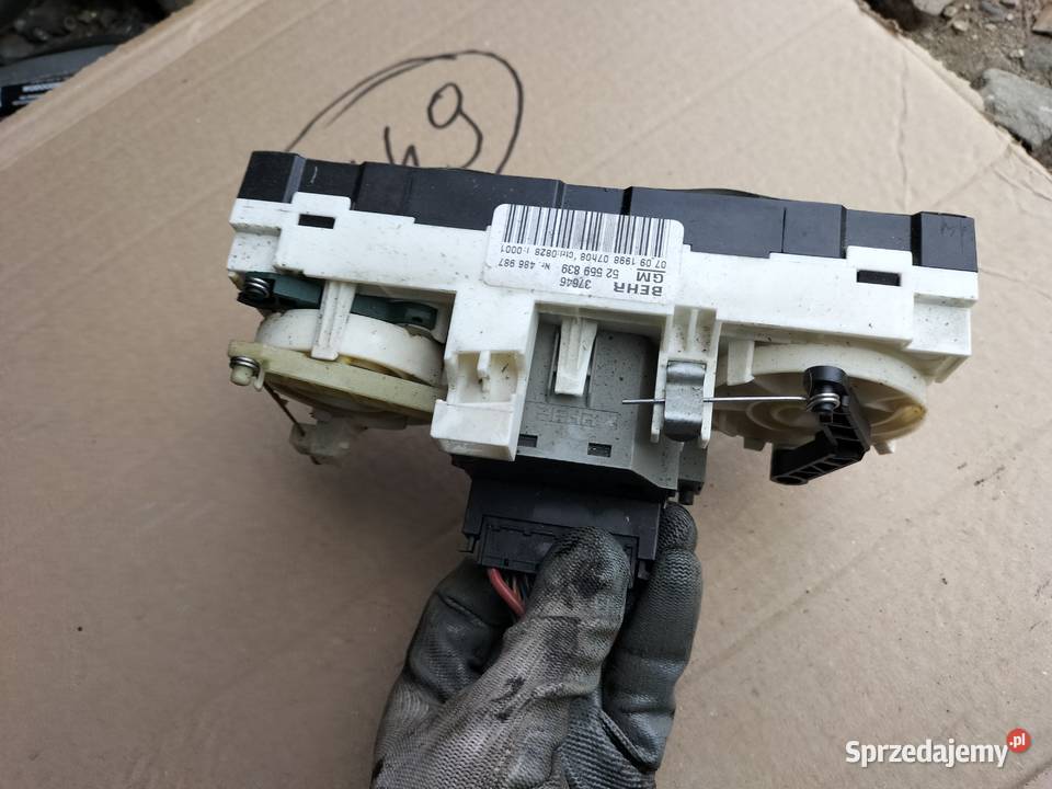 ASTRA G PANEL NAWIEWU KLIMATYZACJI 52559839