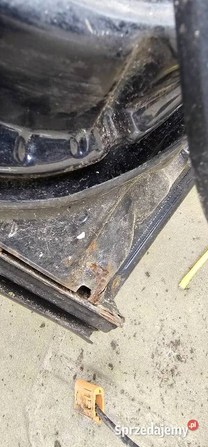 Drzwi lewy przód mercedes w210