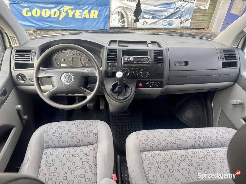 VW T5 19TDI 9os salon Volkswagen