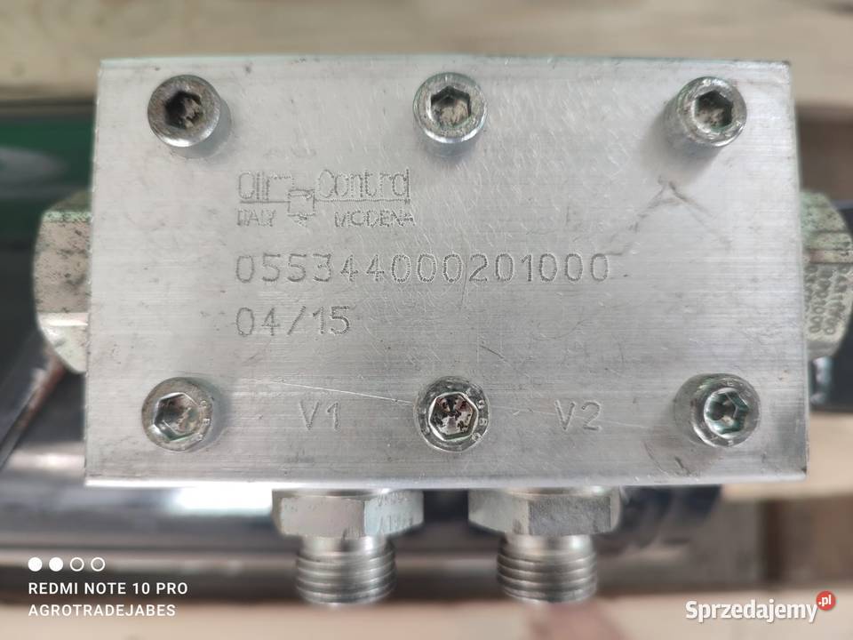 Siłownik hydrauliczny poziomowania osi Motoryzacja Wilkowo