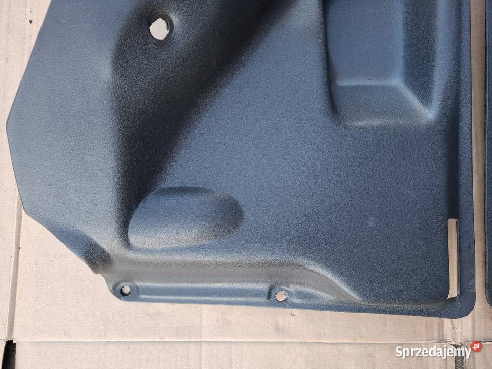 Boczki tyl tylne oslony nadkoli Fiat 126p Maluch osobowe Osłony i zaślepki Strzelce Opolskie